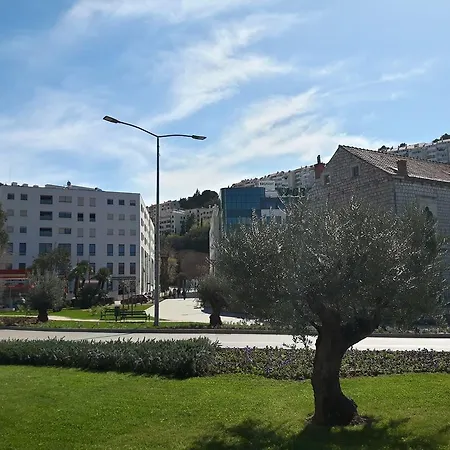 Atlant Centar * Dubrovnik